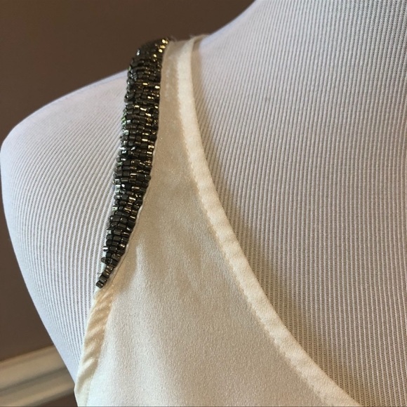 H&M BEADED ACCENT SHOULDER OFF WHITE TANK - Picture 7 of 14